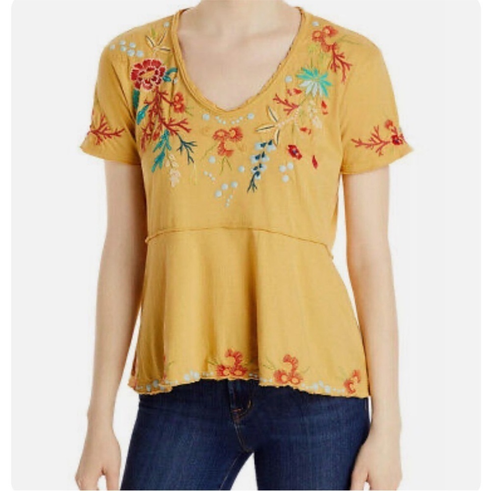 Johnny Was Top Ariel High-Low Embroidered Relaxed Swing Tee Size Small